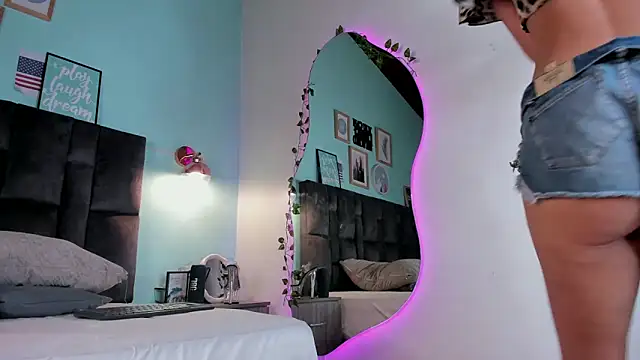 ChanelAdamss  online show from March 2025 11:42:01 PM