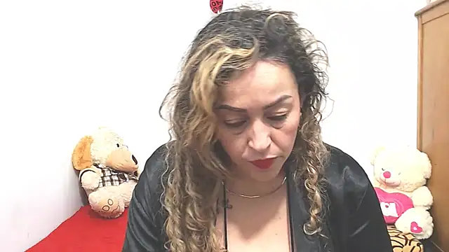 Snapshot of ariellth chatting on November 2025 04:50:01 PM ariellth online show from November 2025 04:50:01 PM