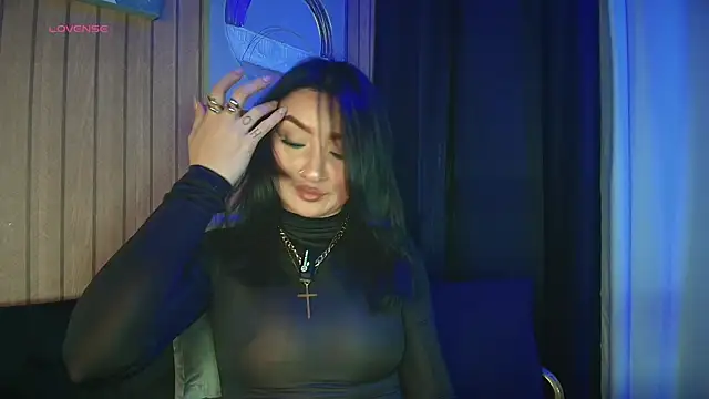 Snapshot of ArkaBella chatting on November 2025 07:49:02 PM ArkaBella online show from November 2025 07:49:02 PM