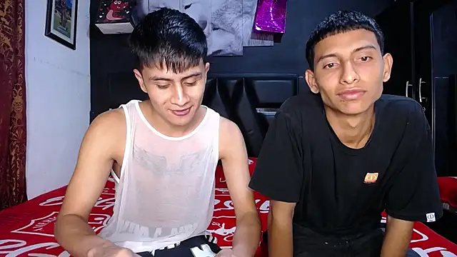 Snapshot of The__Rodriguez chatting on February 2025 01:00:01 AM The Rodriguez online show from February 2025 01:00:01 AM