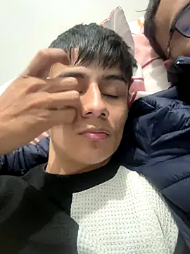 Snapshot of The__Rodriguez chatting on December 2025 03:26:02 AM The Rodriguez online show from December 2025 03:26:02 AM