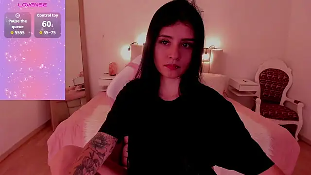 Snapshot of yenny_garcia chatting on January 2026 05:48:02 PM yenny garcia online show from January 2026 05:48:02 PM