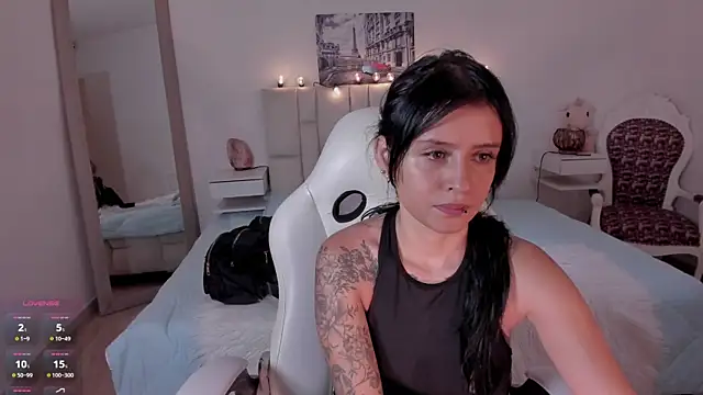 yenny garcia online show from March 2026 06:30:02 PM