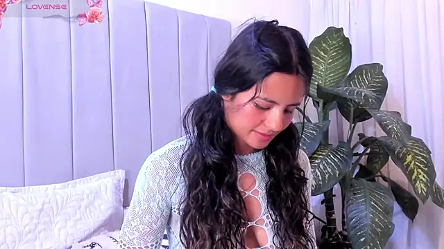 Snapshot of Mindy_sweety chatting on February 2025 04:26:02 PM Mindy sweety online show from February 2025 04:26:02 PM