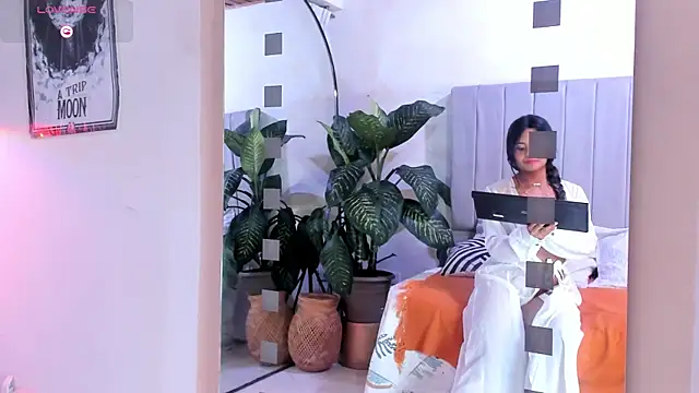 Snapshot of Mindy_sweety chatting on March 2025 10:54:01 PM Mindy sweety online show from March 2025 10:54:01 PM