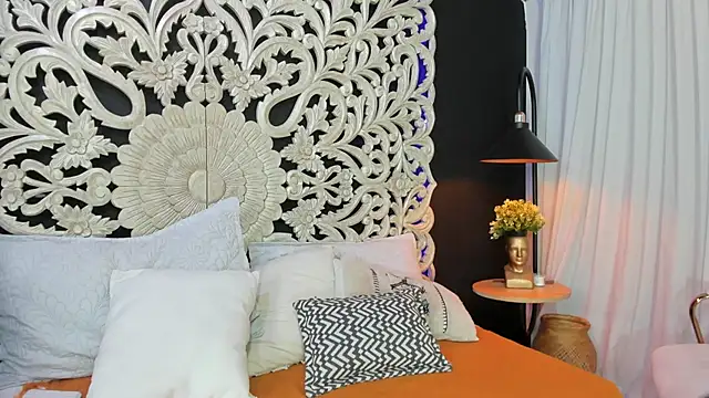 Snapshot of Mindy_sweety chatting on October 2025 11:51:02 AM Mindy sweety online show from October 2025 11:51:02 AM