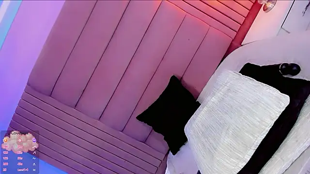 Baddinner online show from February 2026 01:11:02 PM