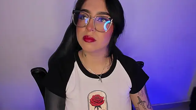 AnnikaMerliahh  online show from October 2025 03:50:01 AM