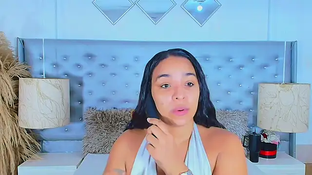 EileenBenzon online show from September 2025 04:06:02 PM