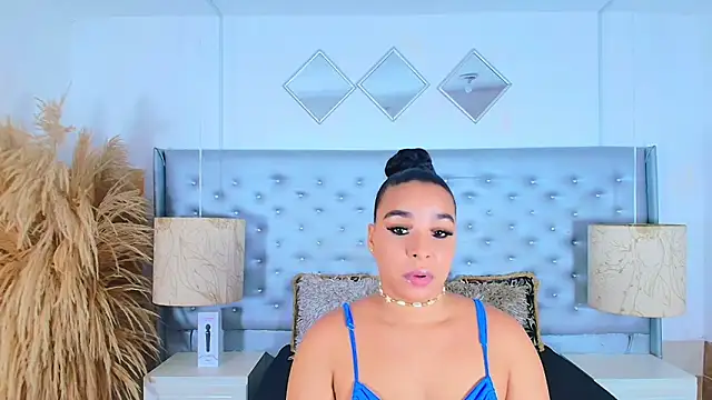 EileenBenzon online show from November 2025 05:11:01 PM