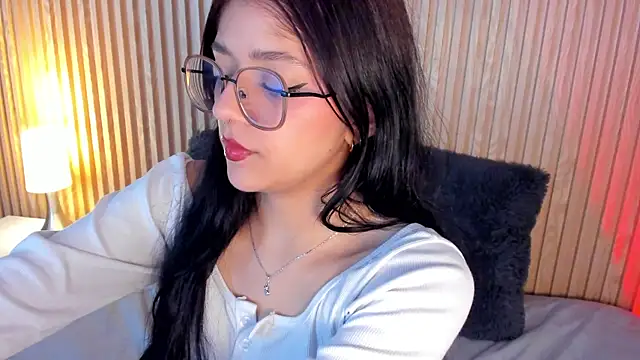 lana dol online show from October 2025 01:07:01 PM