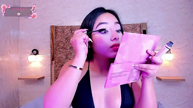 Snapshot of gaby_desire777 chatting on January 2025 02:35:02 PM gaby desire777 online show from January 2025 02:35:02 PM