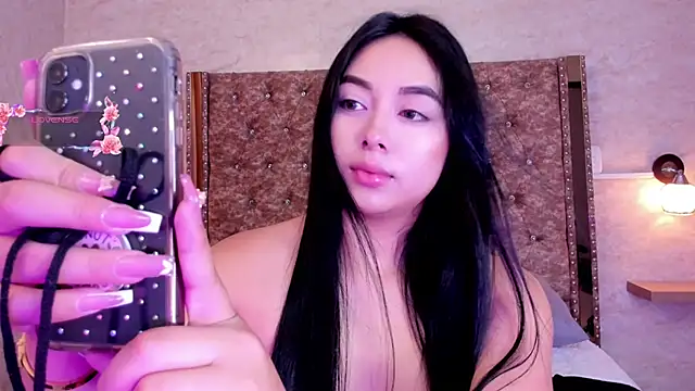 Snapshot of gaby_desire777 chatting on January 2025 12:57:02 PM gaby desire777 online show from January 2025 12:57:02 PM