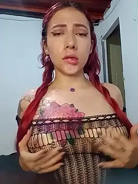 Snapshot of cherrydelioncourt chatting on February 2025 08:50:02 AM cherrydelioncourt online show from February 2025 08:50:02 AM