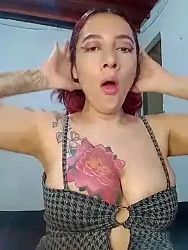 Snapshot of cherrydelioncourt chatting on March 2025 05:59:02 AM cherrydelioncourt online show from March 2025 05:59:02 AM