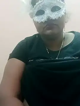 Snapshot of seemi_bhabhi chatting on February 2025 11:25:02 PM seemi bhabhi online show from February 2025 11:25:02 PM