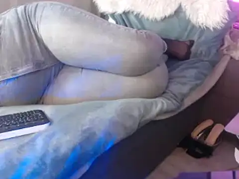 GoddessMonicaNylon online show from October 2025 02:53:01 AM