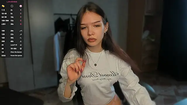 SweetyDeviliya online show from June 2026 01:14:01 PM