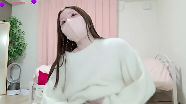 MARIAo0 online show from December 2025 10:11:01 AM