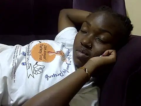 Snapshot of Chichii- chatting on February 2025 10:29:02 PM Chichii- online show from February 2025 10:29:02 PM