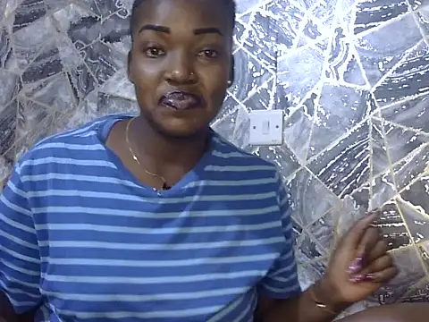 Snapshot of Chichii- chatting on September 2025 01:38:01 PM Chichii- online show from September 2025 01:38:01 PM