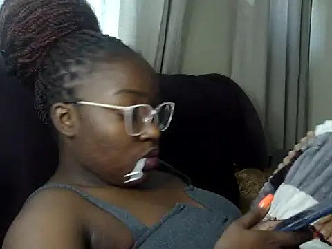 Snapshot of Chichii- chatting on February 2026 03:29:01 PM Chichii- online show from February 2026 03:29:01 PM