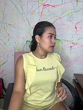 Snapshot of Rousse_blue chatting on January 2025 08:10:02 PM Rousse blue online show from January 2025 08:10:02 PM