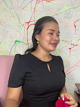 Snapshot of Rousse_blue chatting on January 2025 06:27:02 AM Rousse blue online show from January 2025 06:27:02 AM