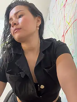 Snapshot of Rousse_blue chatting on March 2025 06:14:02 AM Rousse blue online show from March 2025 06:14:02 AM