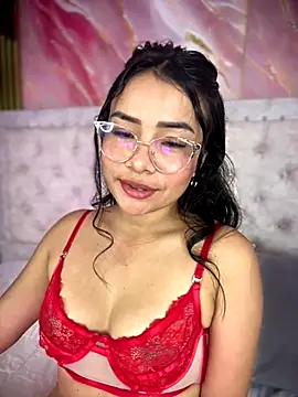 Snapshot of Rousse_blue chatting on October 2025 03:42:02 AM Rousse blue online show from October 2025 03:42:02 AM