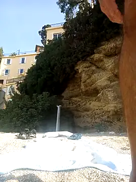 Snapshot of ActifBoy06 chatting on September 2025 07:43:01 AM ActifBoy06 online show from September 2025 07:43:01 AM