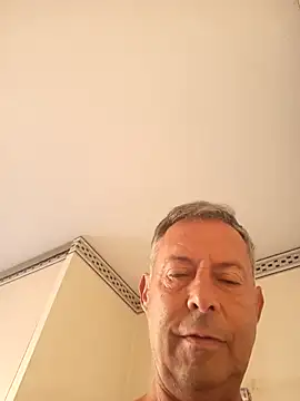 Snapshot of ActifBoy06 chatting on October 2025 06:19:01 AM ActifBoy06 online show from October 2025 06:19:01 AM