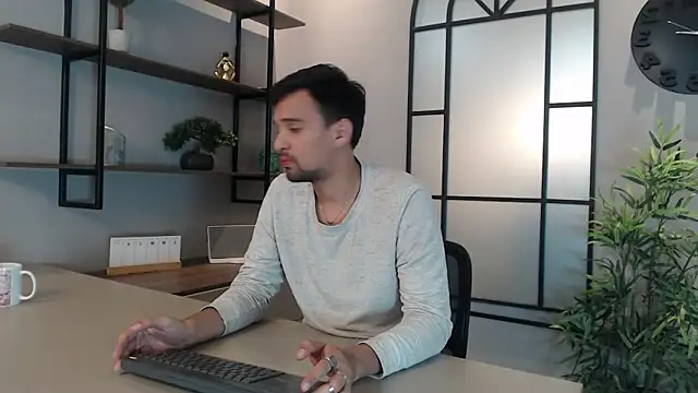 Edward max online show from January 2025 07:50:01 PM