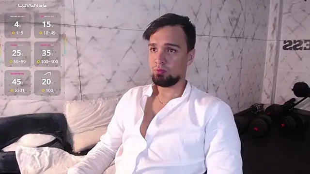 Edward max online show from November 2025 08:24:02 PM