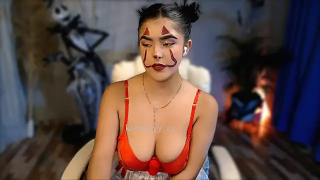 kim zaratte online show from October 2025 01:03:01 AM