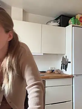 Hr Frk Olsen online show from October 2025 10:56:02 AM