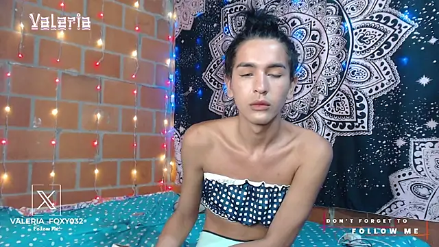 liissa 0 online show from October 2025 03:19:01 PM