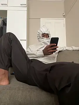 Mischevous T69 online show from November 2025 08:47:02 AM