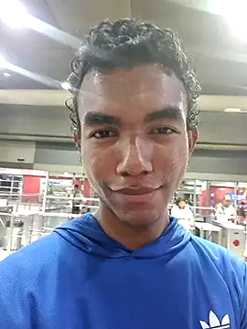 Reynold2608 online show from March 2026 11:56:02 PM