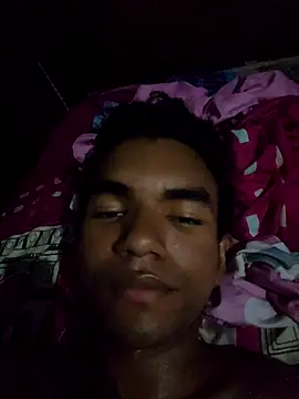Snapshot of Reynold2608 chatting on April 2026 02:51:02 AM Reynold2608 online show from April 2026 02:51:02 AM