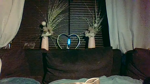 Snapshot of DevilsAngel13 chatting on September 2025 10:33:01 PM DevilsAngel13 online show from September 2025 10:33:01 PM