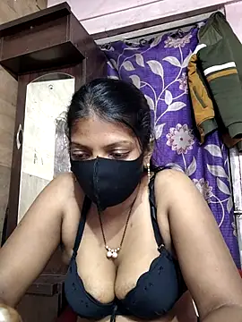 queensenorita online show from April 2026 05:50:02 PM