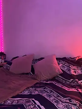 Snapshot of Nina-Chick777 chatting on February 2025 08:42:02 AM Nina-Chick777 online show from February 2025 08:42:02 AM