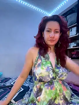 Snapshot of Nina-Chick777 chatting on September 2025 09:13:02 AM Nina-Chick777 online show from September 2025 09:13:02 AM