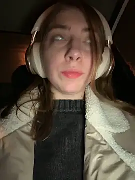 Sunny   Bunny online show from January 2025 02:52:01 PM