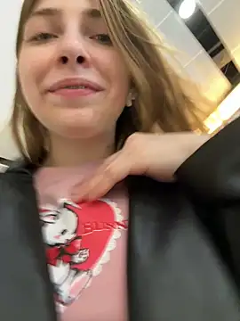 Sunny   Bunny online show from February 2025 05:15:01 PM