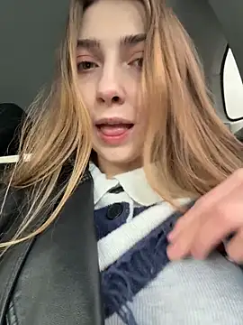 Sunny   Bunny online show from April 2026 12:07:02 PM
