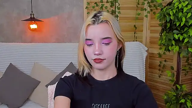 Snapshot of as1an_girlfriend chatting on January 2025 04:20:01 AM as1an girlfriend online show from January 2025 04:20:01 AM