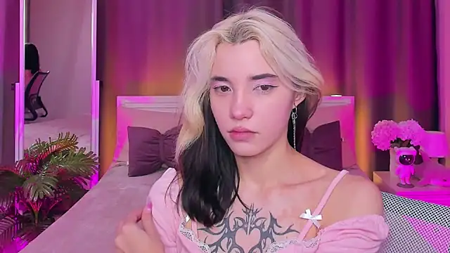 Snapshot of as1an_girlfriend chatting on March 2025 03:11:01 AM as1an girlfriend online show from March 2025 03:11:01 AM