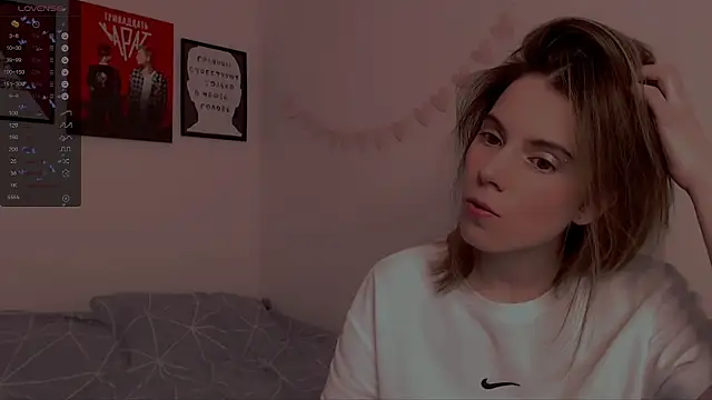 Snapshot of _ni_kiss chatting on February 2025 11:04:02 PM ni kiss online show from February 2025 11:04:02 PM